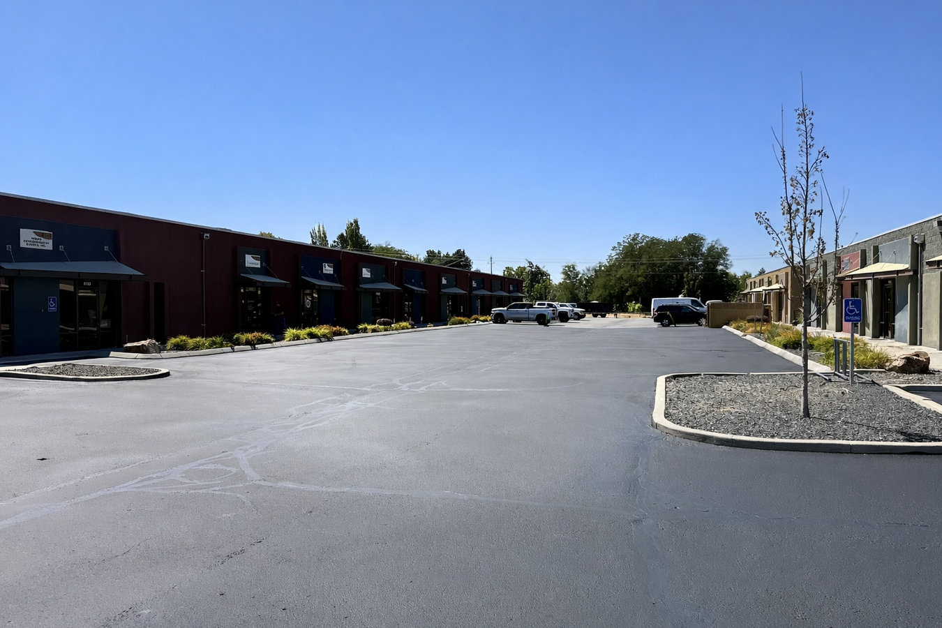 Concrete Parking Lot Building in Mountain View, CA